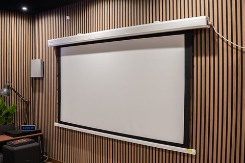 HiViLux® ALR Akustik Tension-Motorleinwand – HiViGrey Cinema 5DMP micro perforated– Schwarz/Weiß
